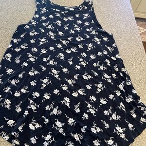 Old Navy Black and White Floral Top